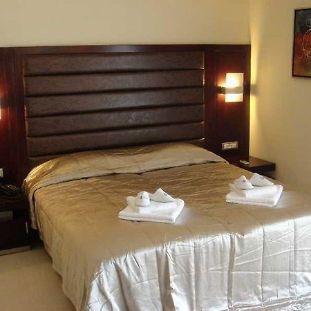 Socrates Hotel Karpathos Island Exterior photo